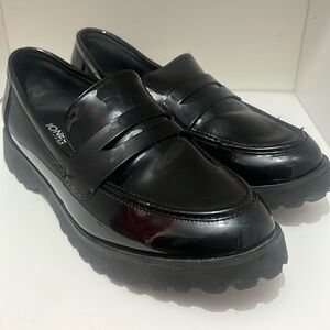 Woman’s Loafers patient leather